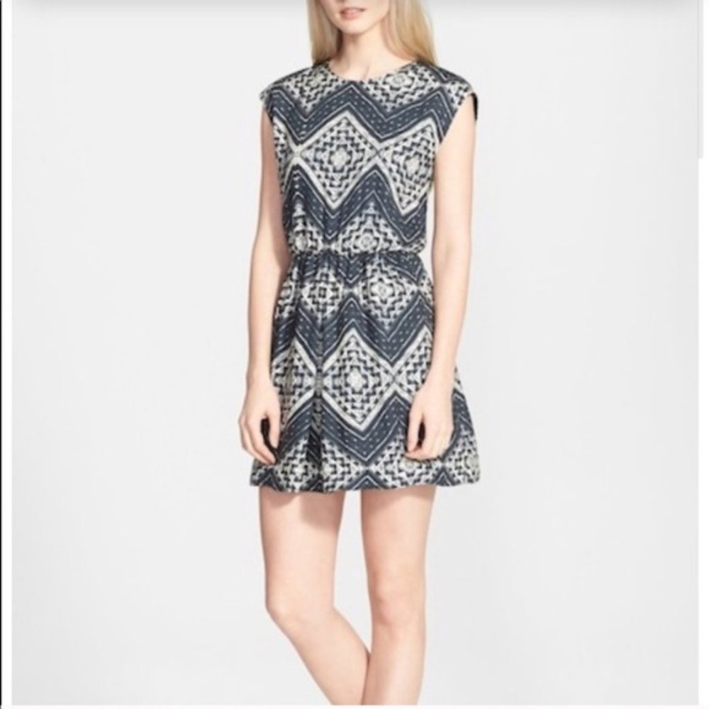 Alice & Olivia Geo Print Dress 4